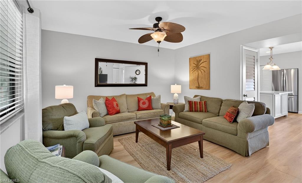 788 PARK SHORE DR # B22