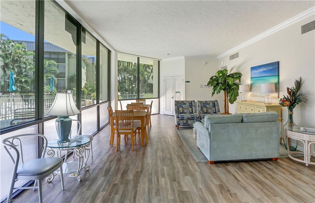 788 PARK SHORE DR # B22