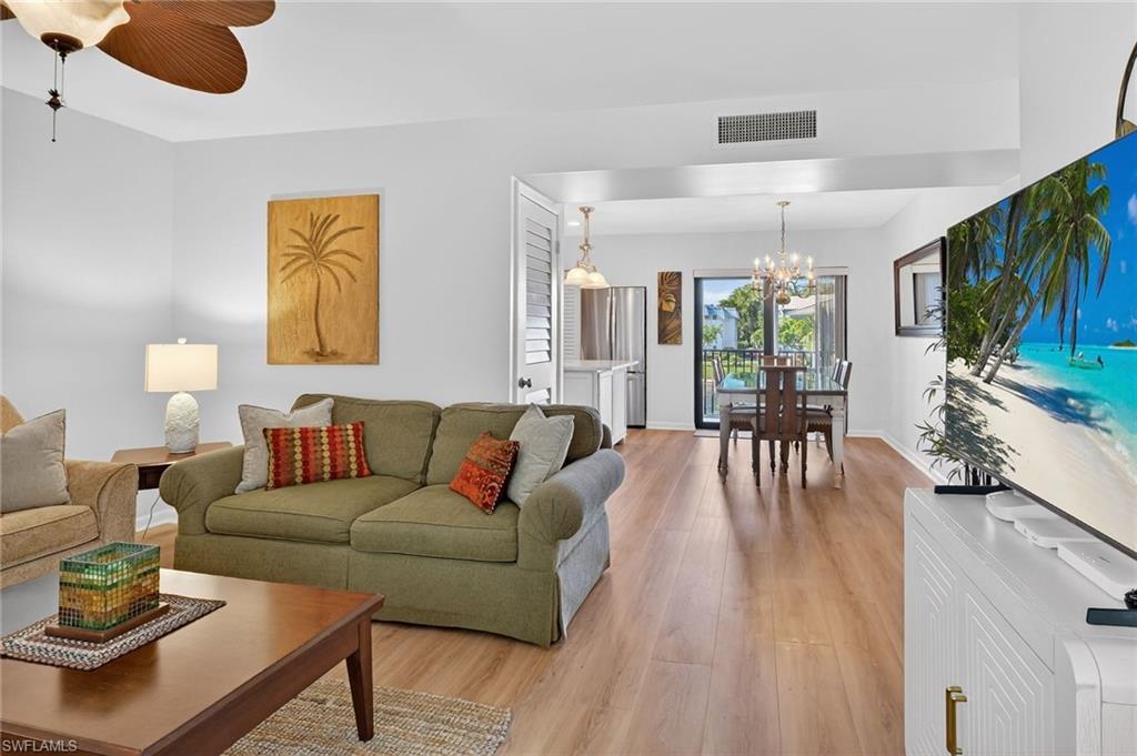 788 PARK SHORE DR # B22