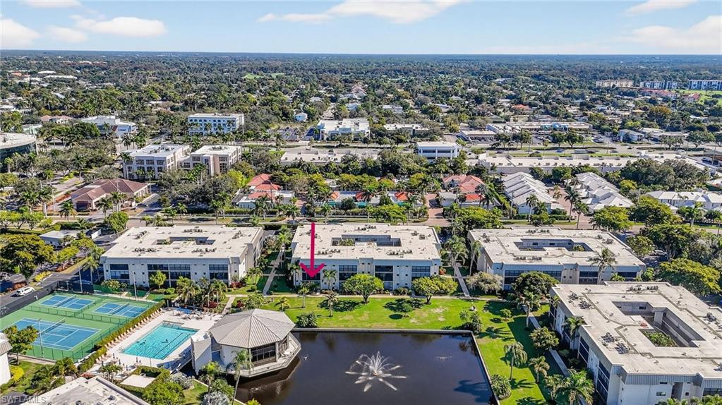 788 PARK SHORE DR # B22