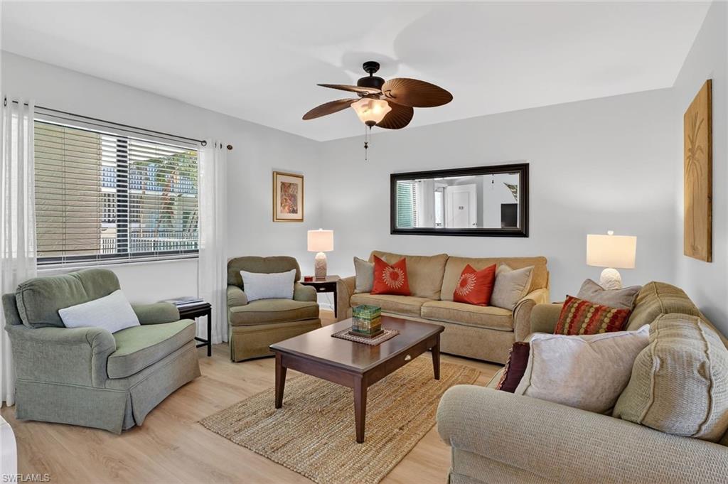 788 PARK SHORE DR # B22