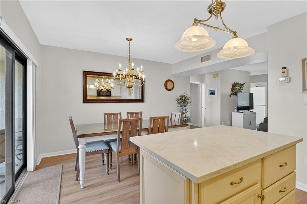 788 PARK SHORE DR # B22