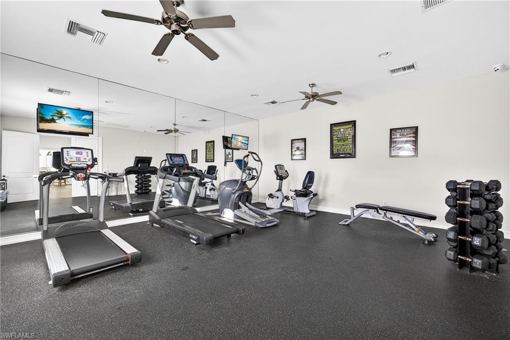 1489 Serrano CIR