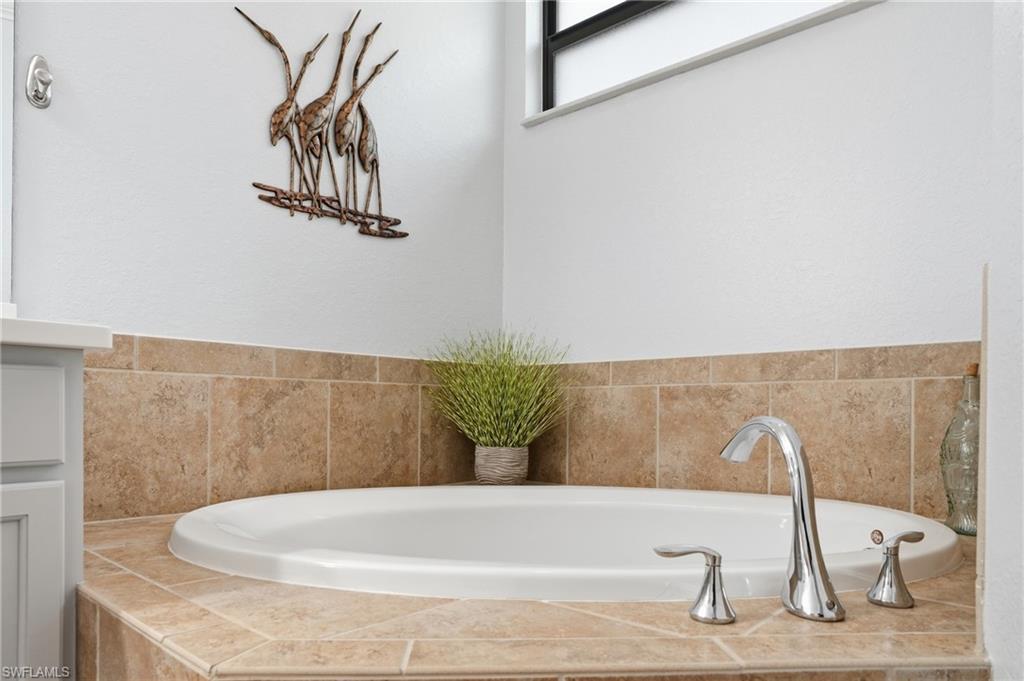 9844 Venezia CIR # 711