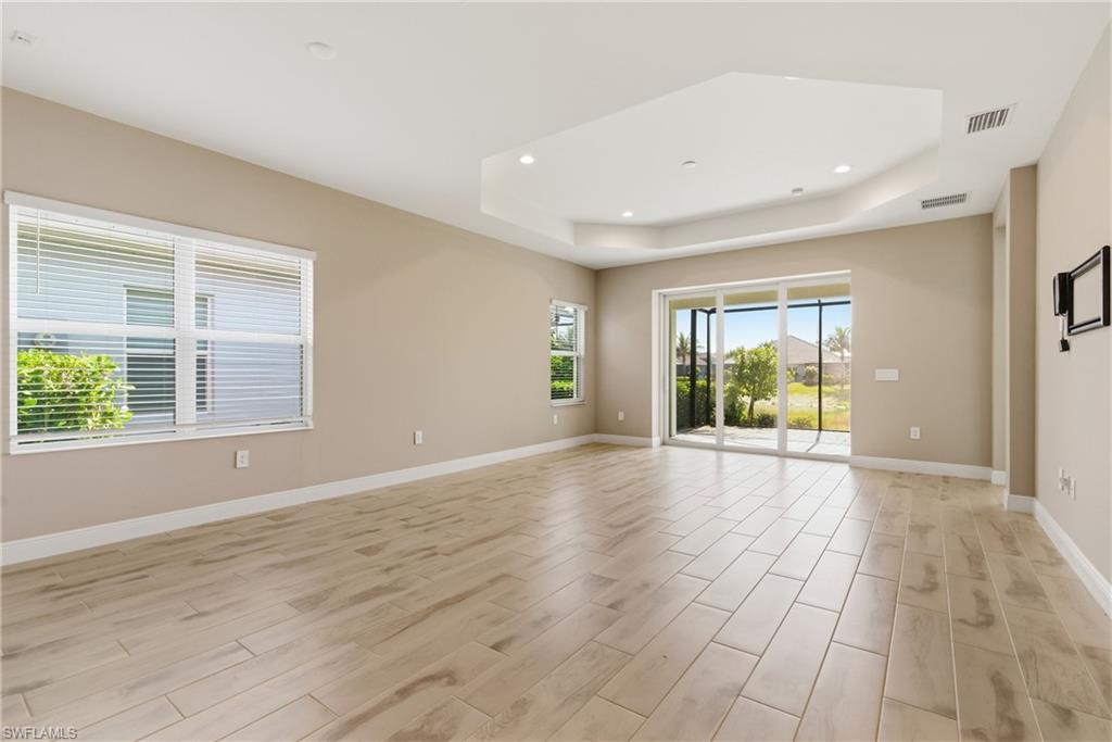 2118 Marquesa CIR