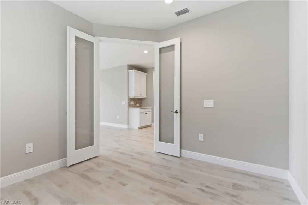 2118 Marquesa CIR