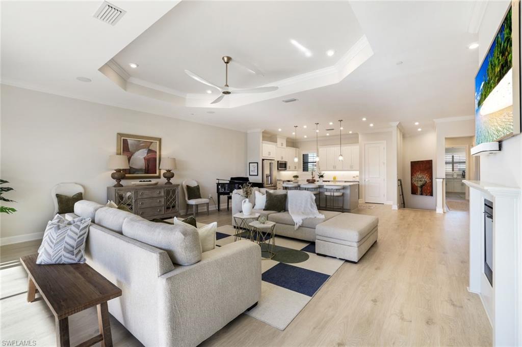 15336 Lucerna ST # 203