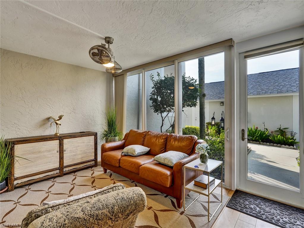 458 S Country Hollow CT # H102