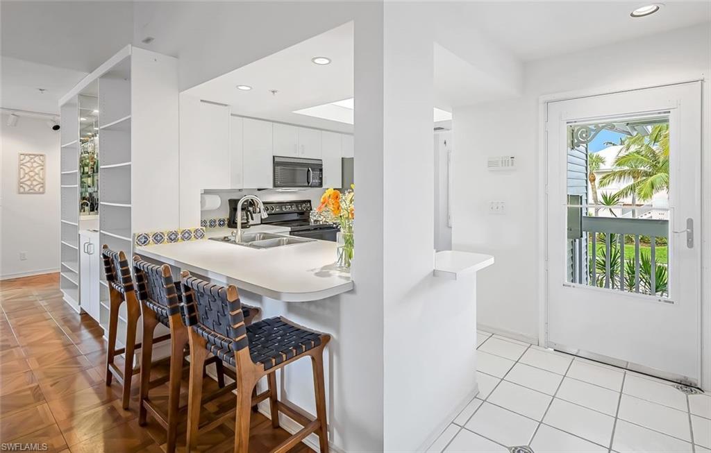 433 2nd ST S # 202 Unit: B-202