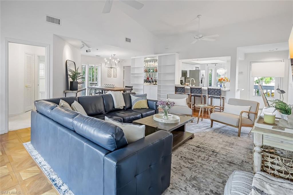 433 2nd ST S # 202 Unit: B-202