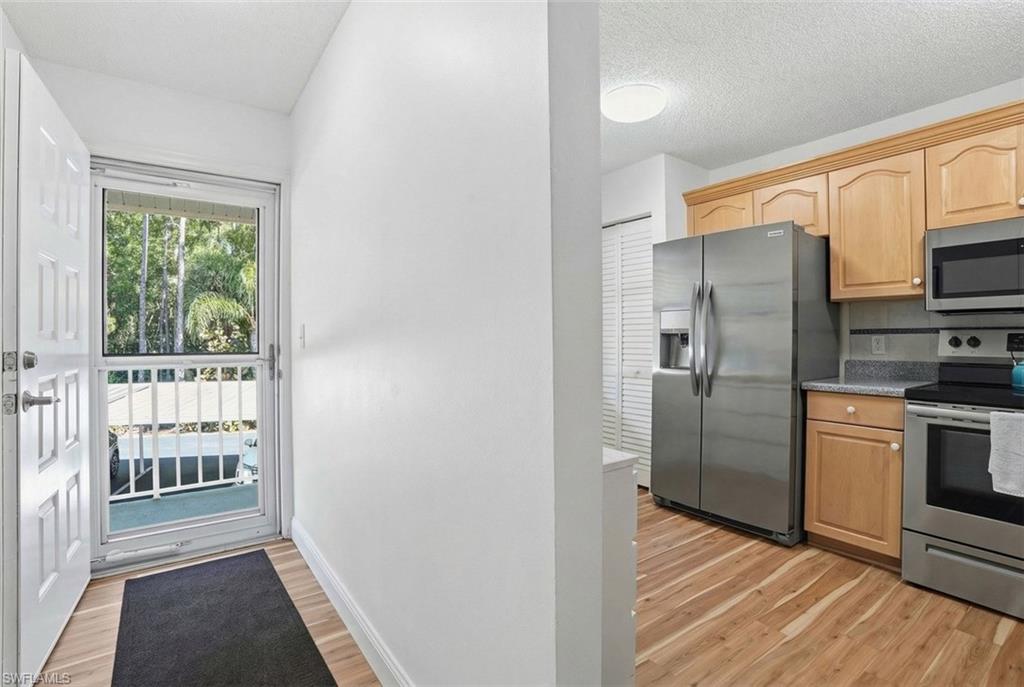 5654 WOODMERE LAKE CIR # C203