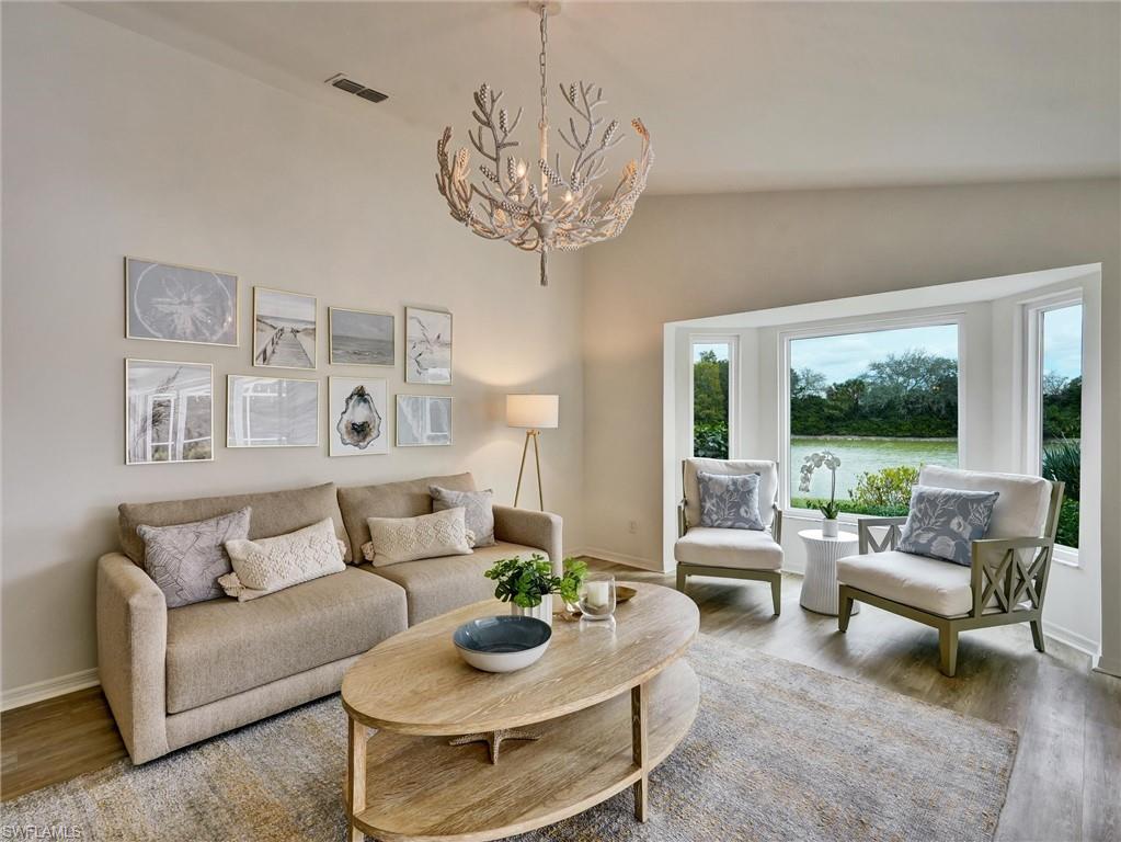 7208 Country Lake CIR