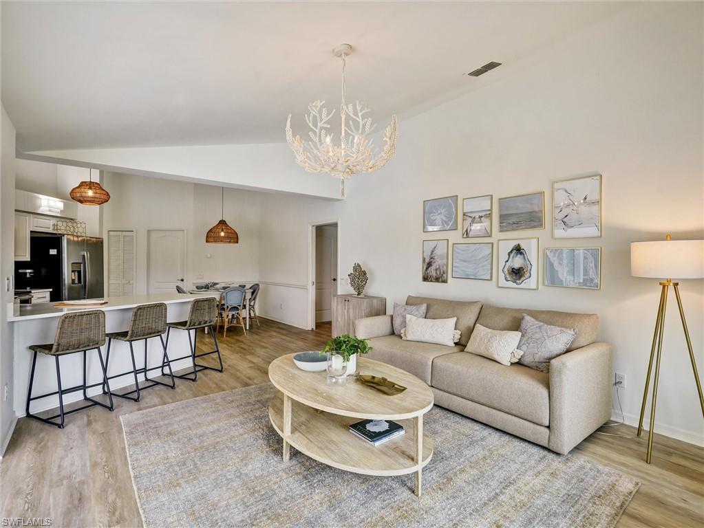 7208 Country Lake CIR