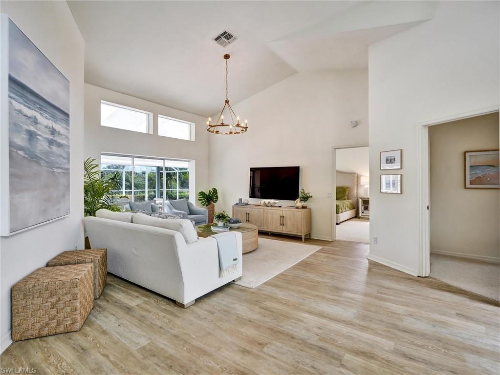 7208 Country Lake CIR