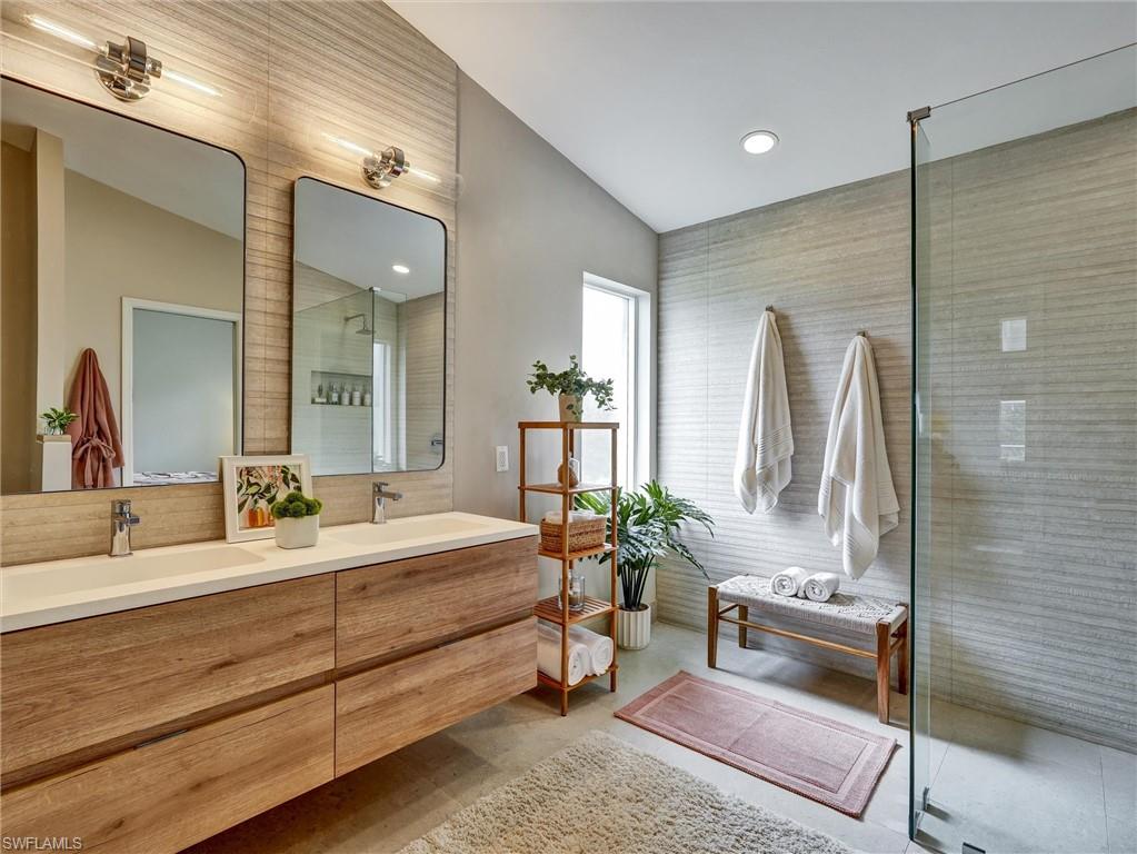 7208 Country Lake CIR