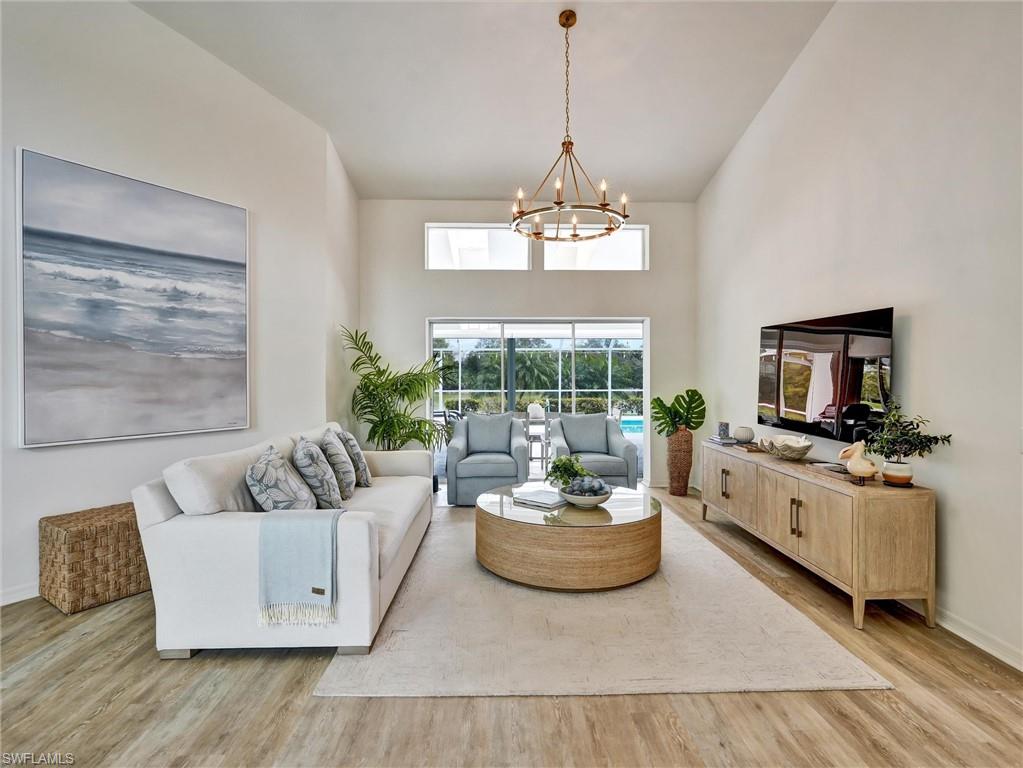 7208 Country Lake CIR