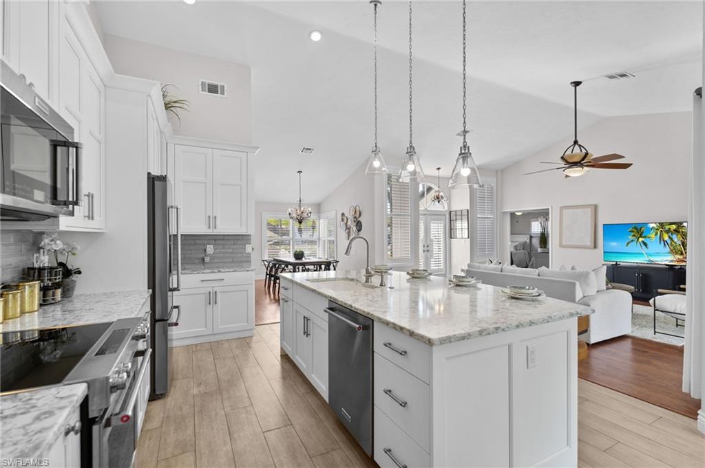 261 Kirtland DR