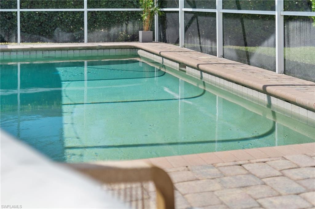 261 Kirtland DR