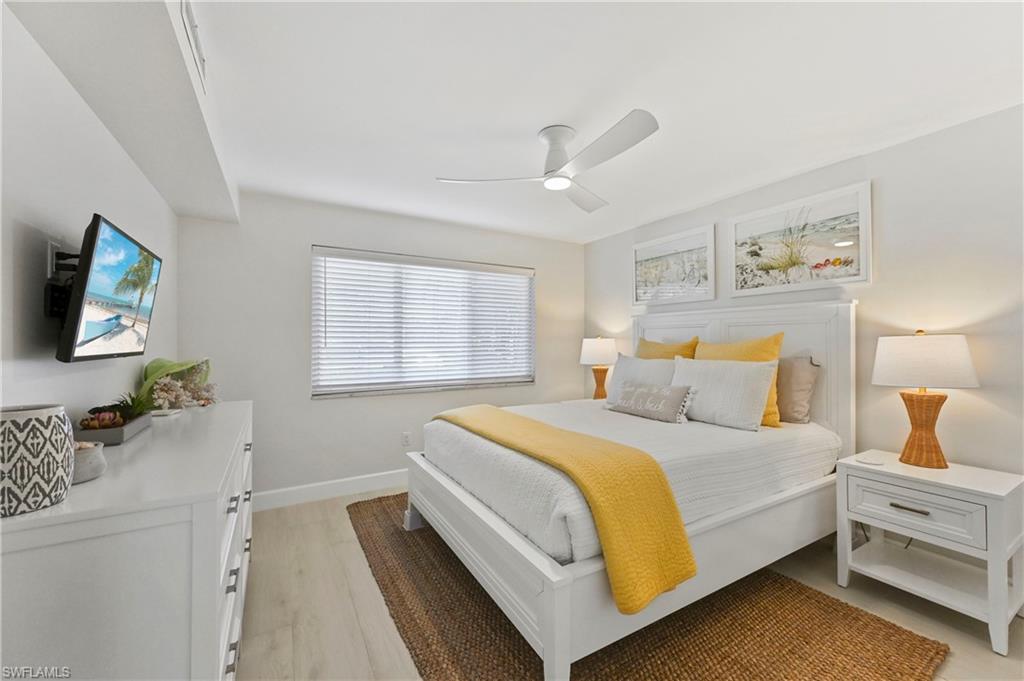 1686 Blue Point AVE # B5