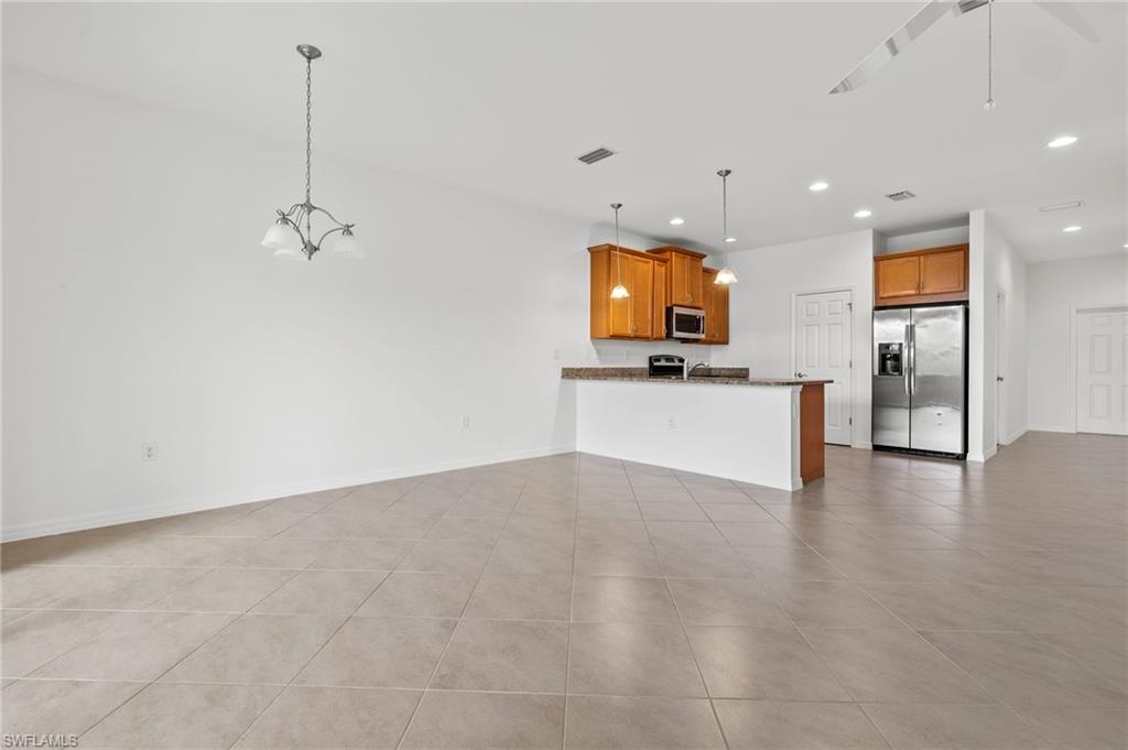 10818 Alvara WAY