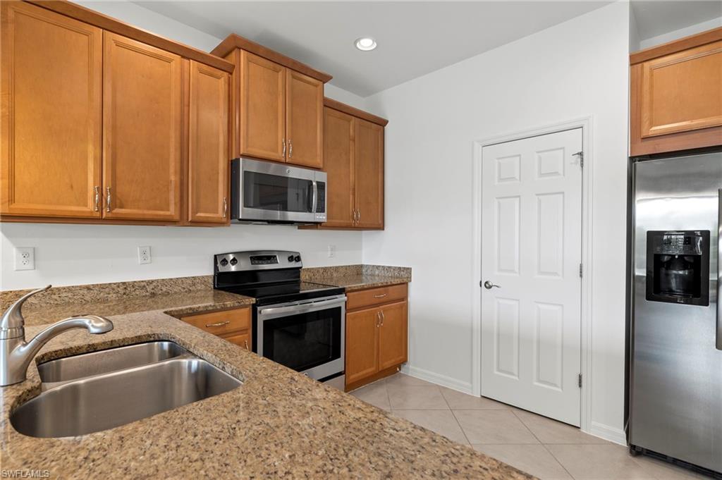 10818 Alvara WAY