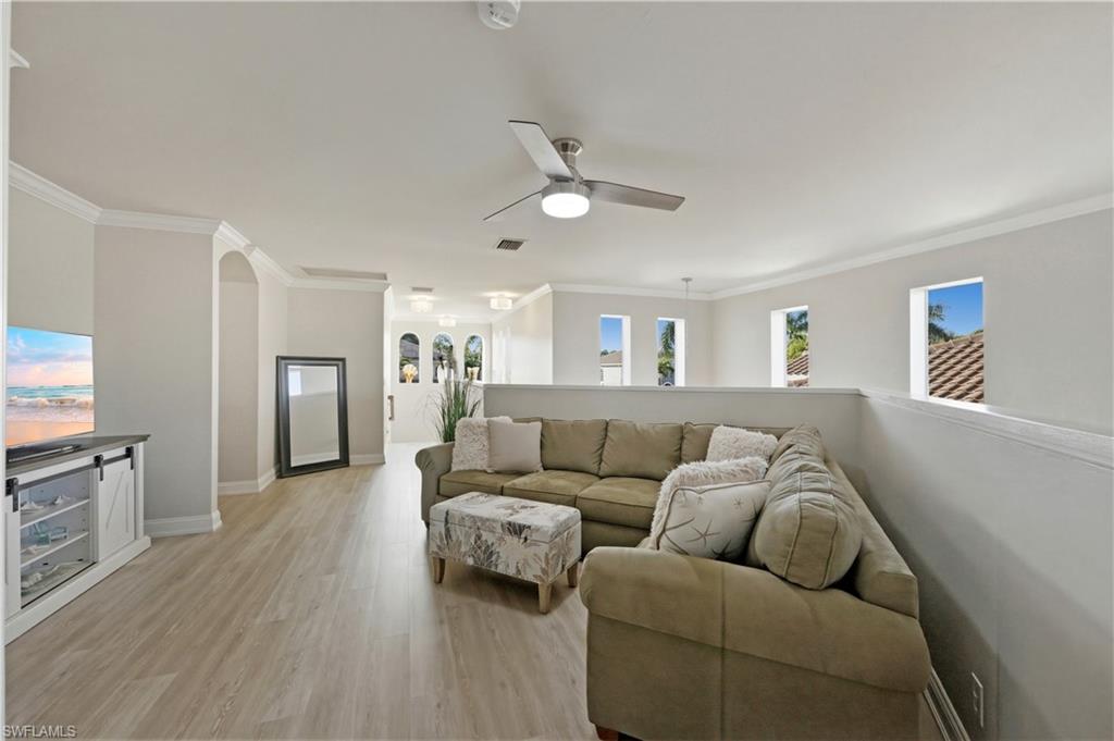 5686 Lago Villaggio WAY