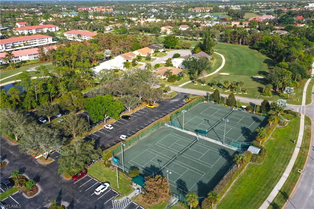 5686 Lago Villaggio WAY