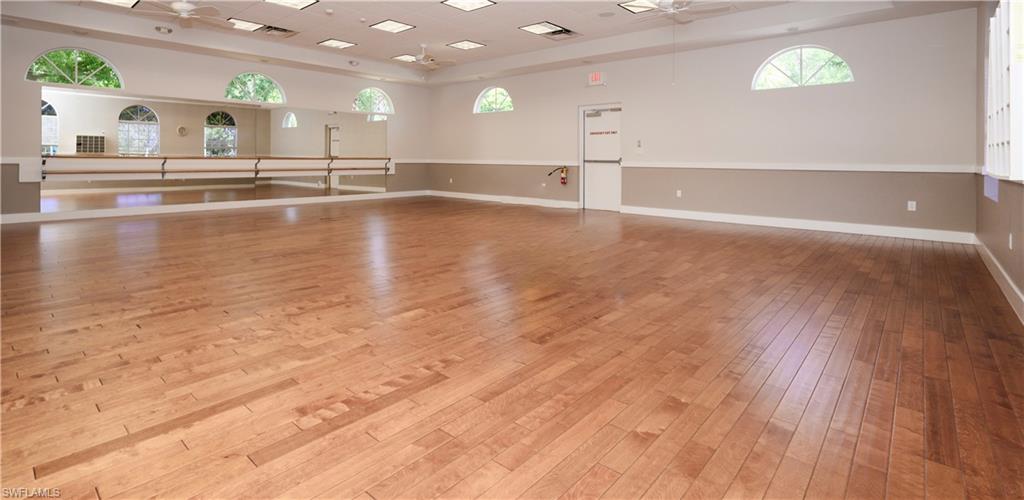 5686 Lago Villaggio WAY