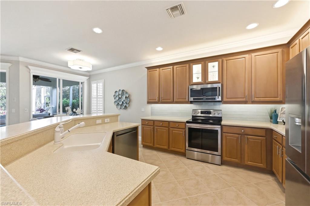 5686 Lago Villaggio WAY