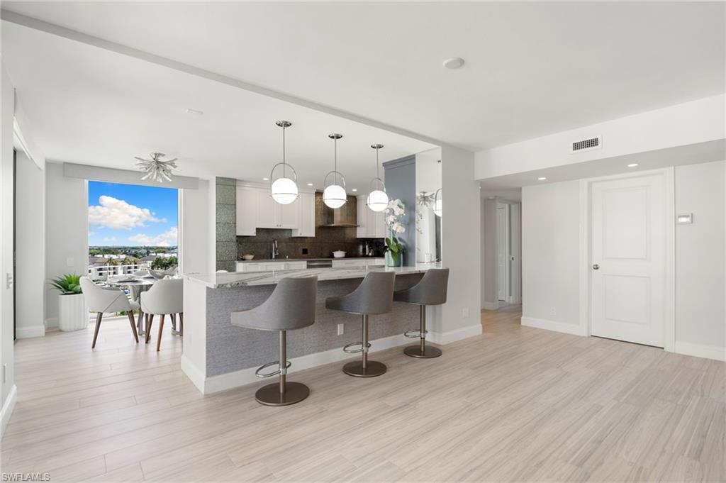 4401 Gulf Shore BLVD N D806