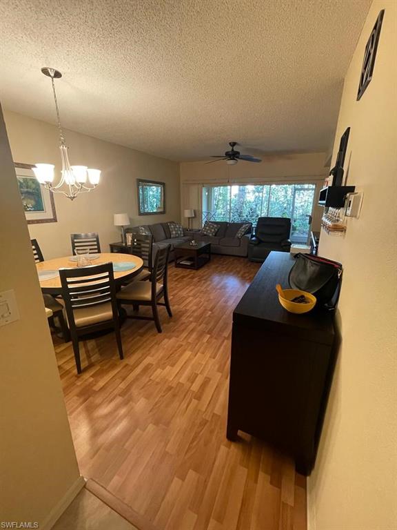 1096 WOODSHIRE LN # C106