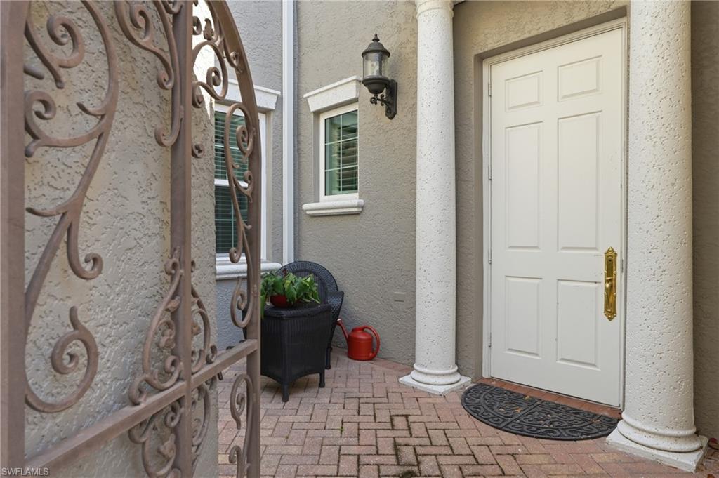 9270 CAMPANILE CIR # 202