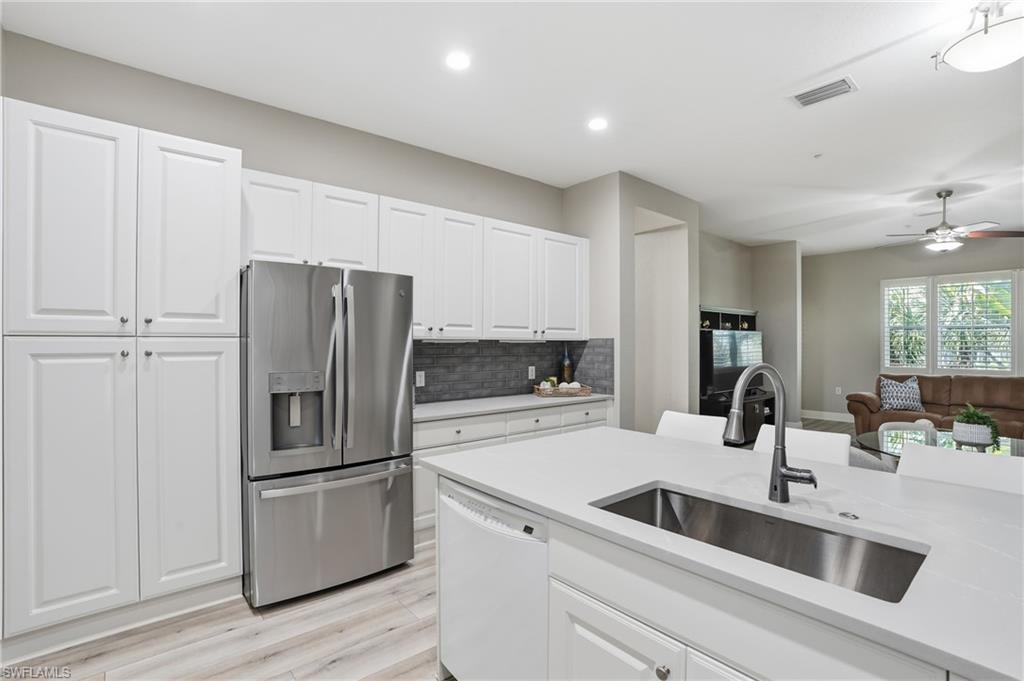 9270 CAMPANILE CIR # 202