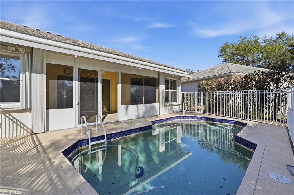 2265 Heritage Greens DR