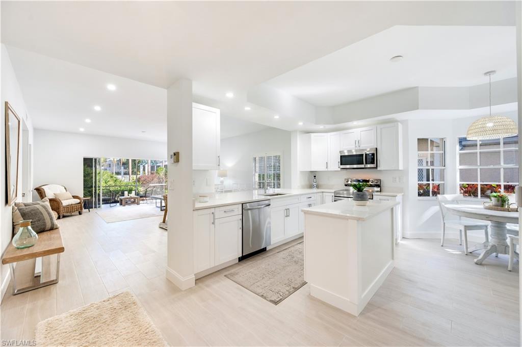 2806 Aintree LN # H102