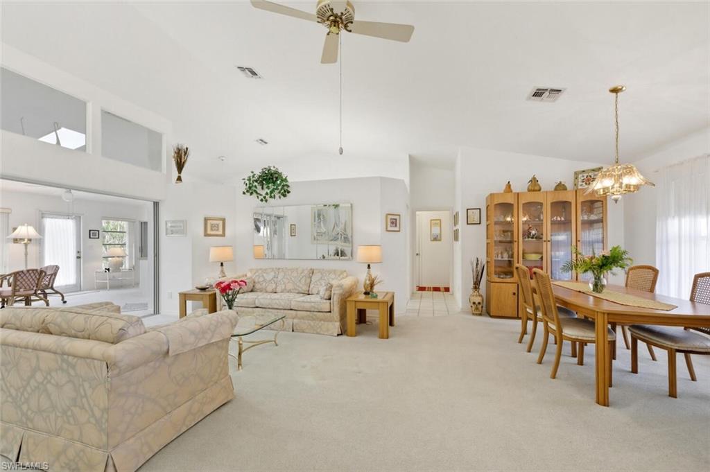 217 Marseille DR