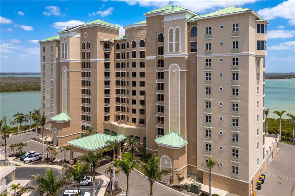 4137 Bay Beach LN 525