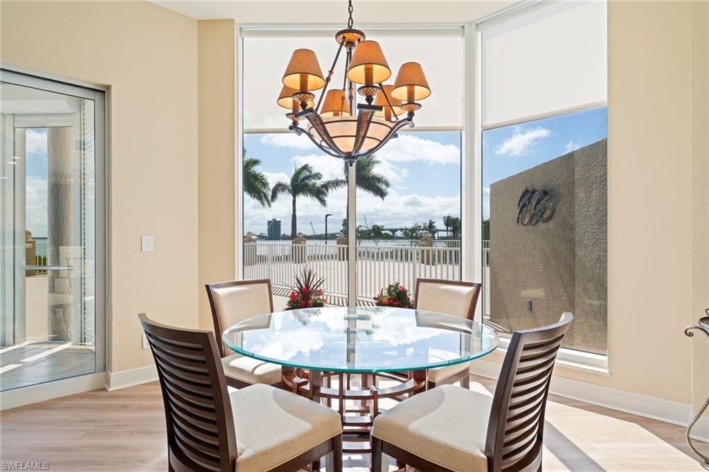 4137 Bay Beach LN 525