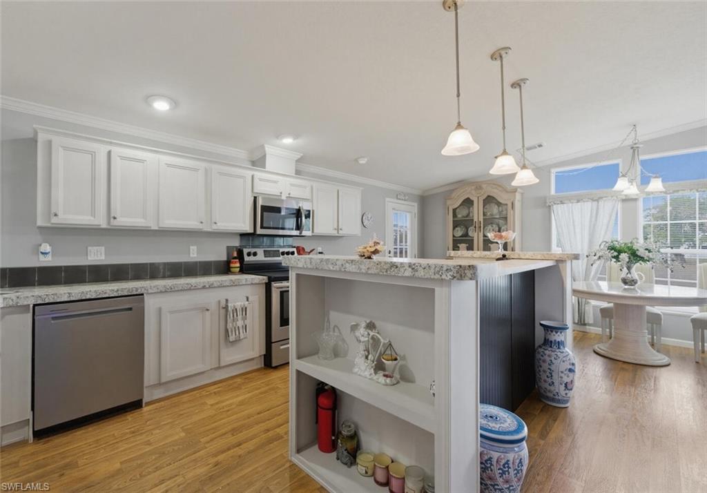 561 Charlemagne BLVD