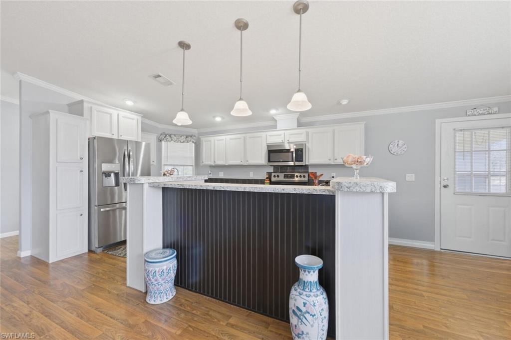 561 Charlemagne BLVD