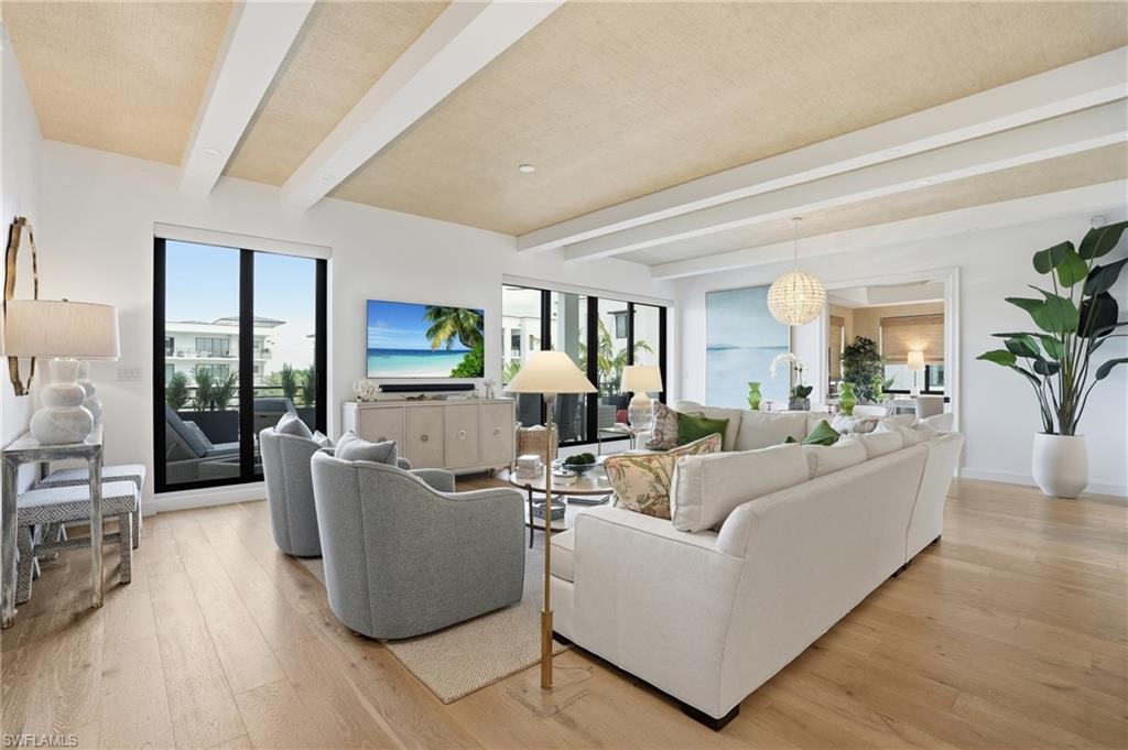 1115 Central AVE 456