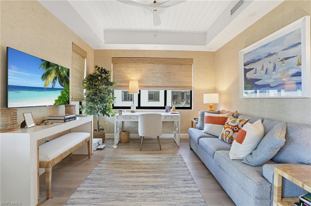 1115 Central AVE 456