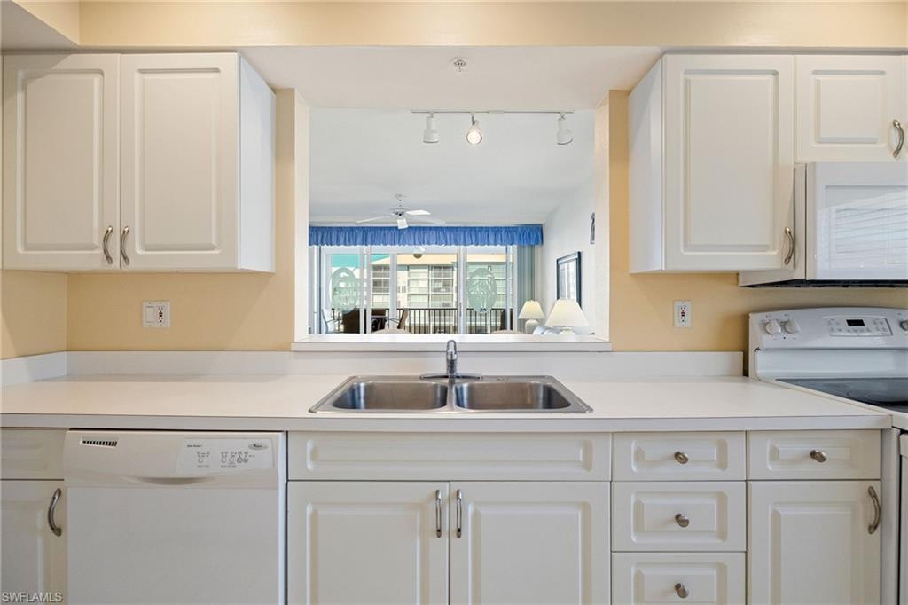 4481 Bay Beach LN 224