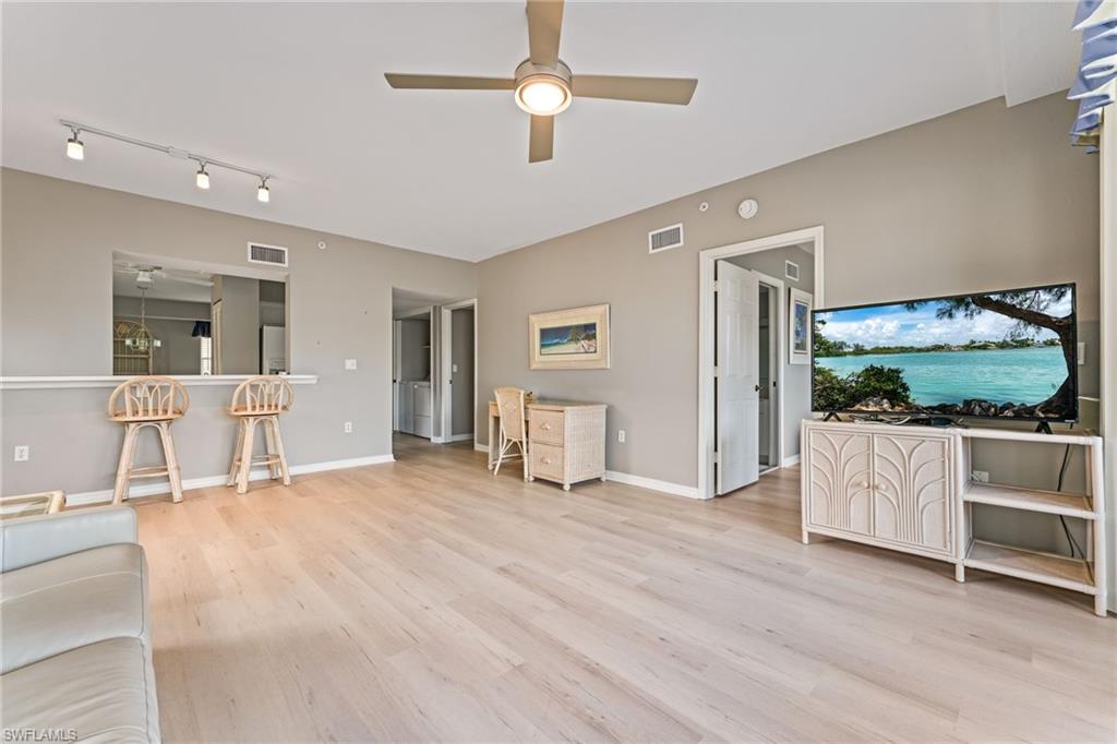 4481 Bay Beach LN 224