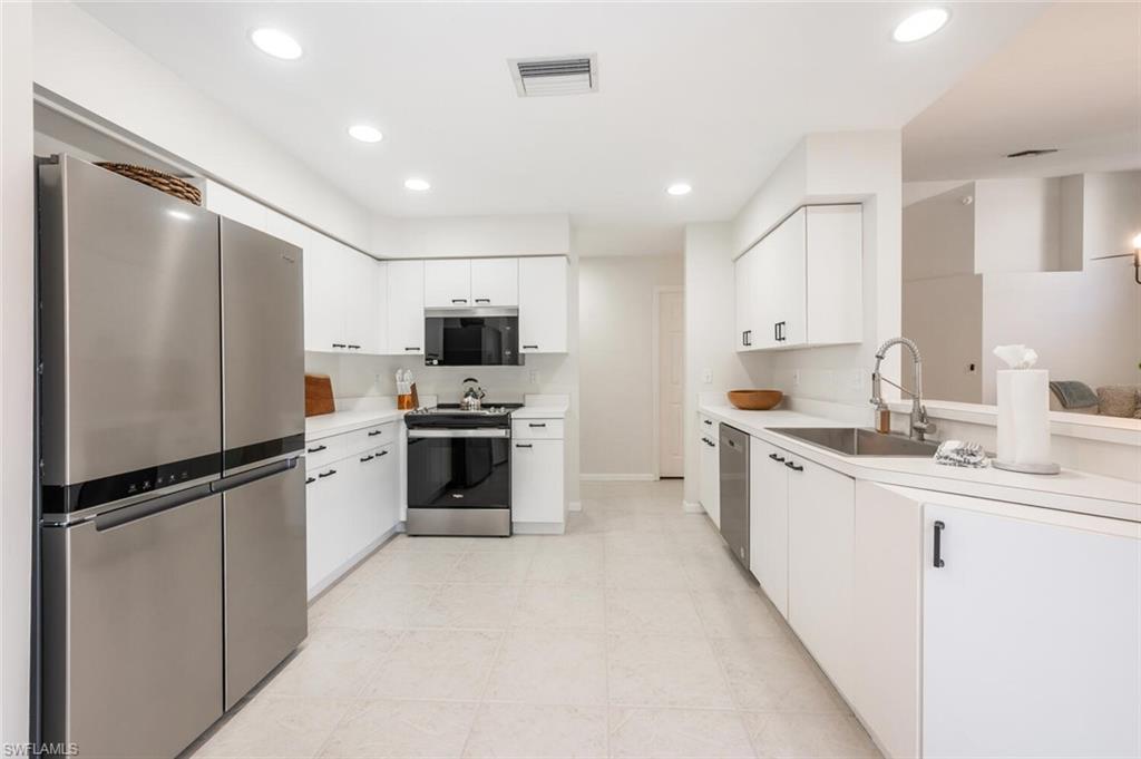 2835 Mizzen WAY