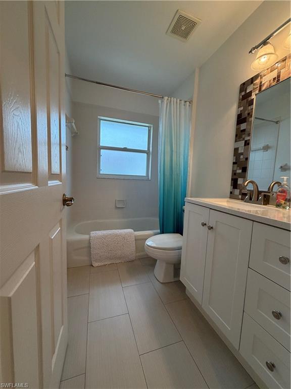 5070 Cedar Springs DR 201