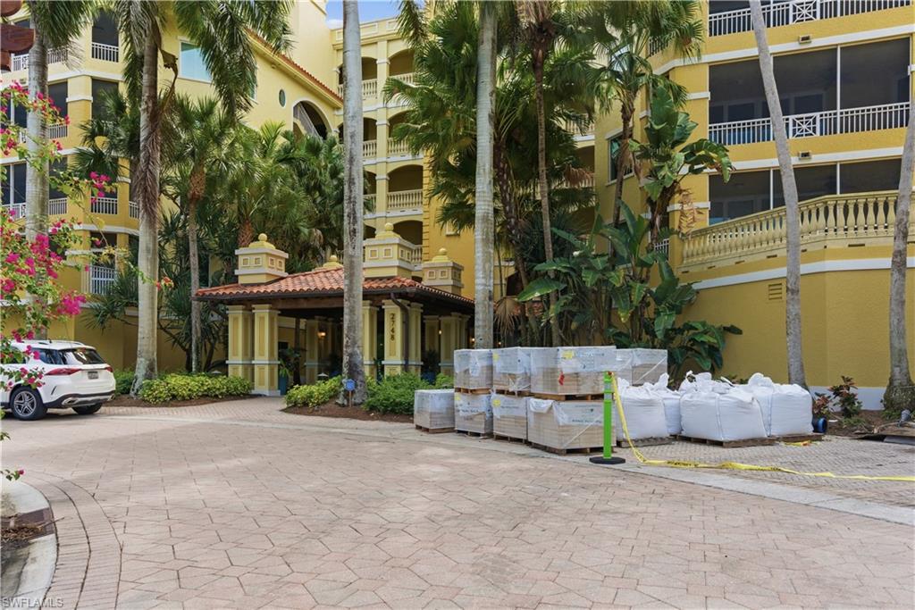 2748 Tiburon BLVD E C404