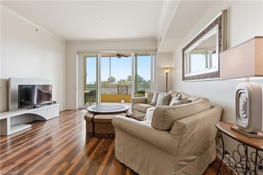 2748 Tiburon BLVD E C404