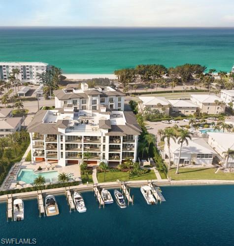 2020 GULF SHORE BLVD N UNIT 203E