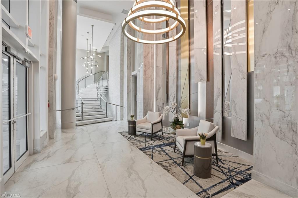 4142 Bay Beach LN 405